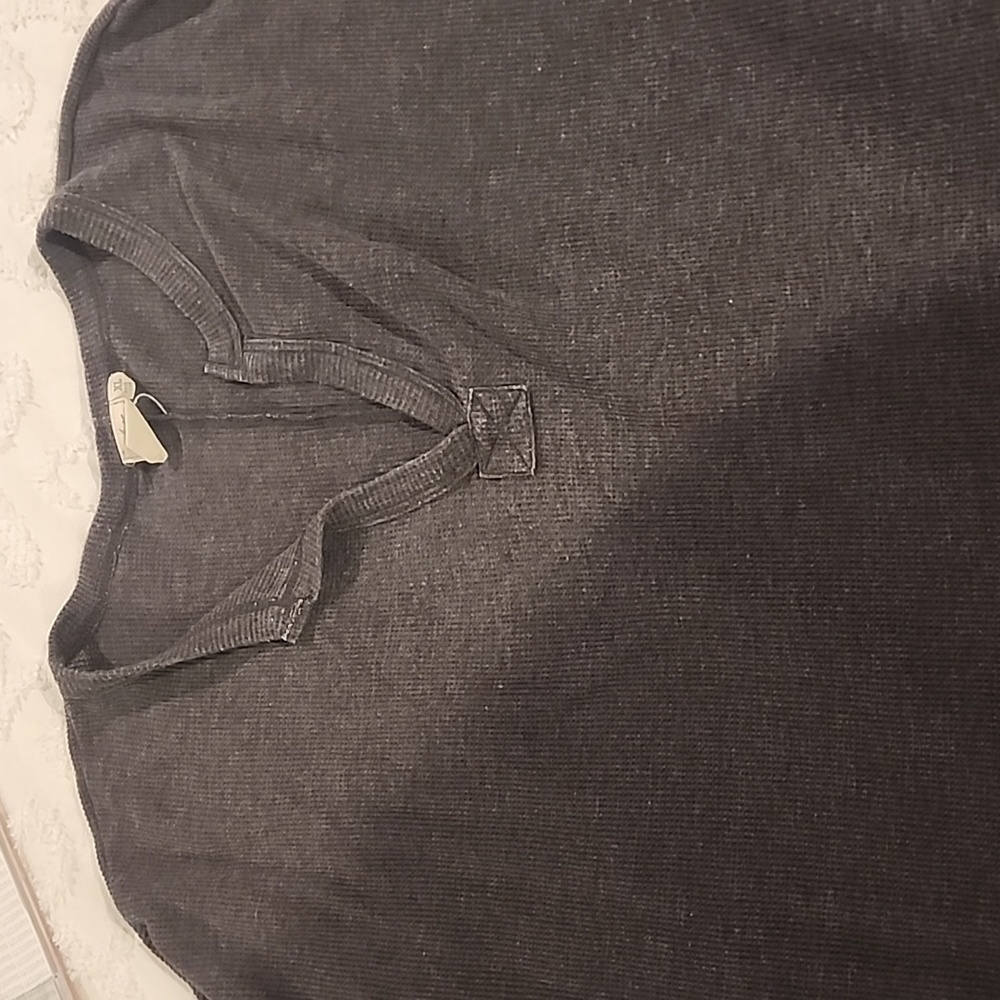 White crow v neck